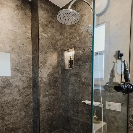 24-7 Living Passau - Cozy - Balcony - Kitchen Apartament *